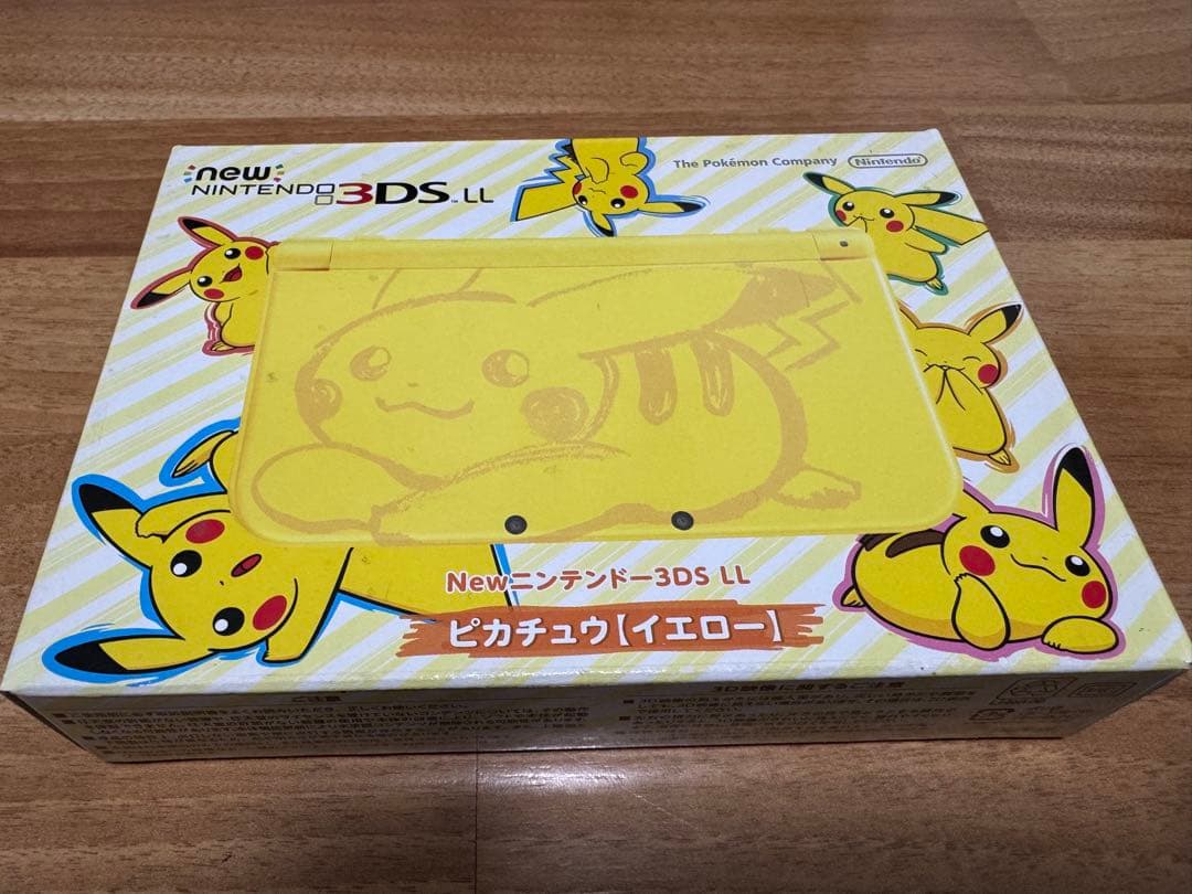 Newニンテンドー3DS LL ピカチュウ【イエロー】箱付き - メルカリ