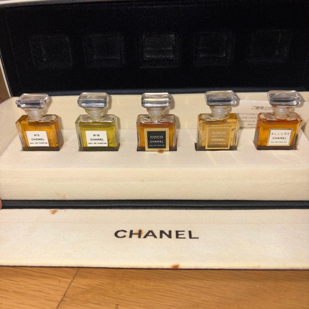 CHANEL 香水5本セット - メルカリ