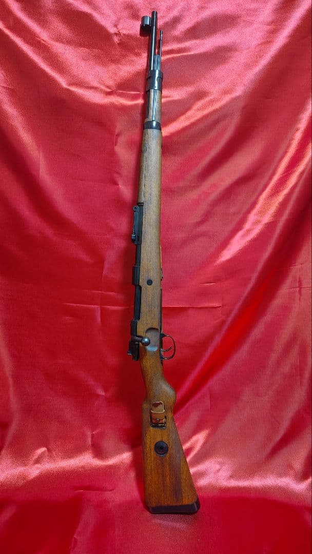 kar98k ボルトアクション スナイパーライフル ドイツ軍で使用された「Kar98K ライフル」が1/6スケール完成品となって