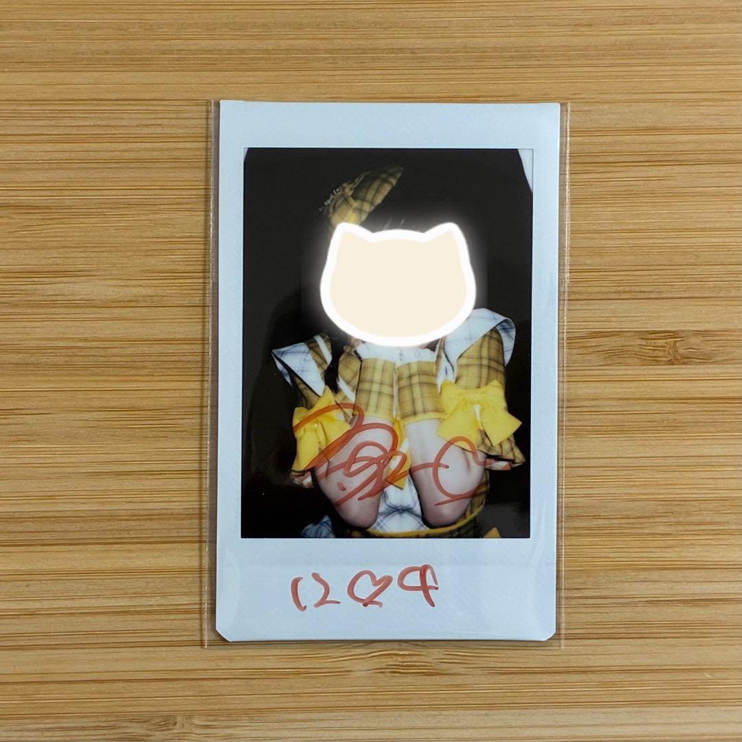 iLiFE! 福丸うさ 2024JAPANLiFE!衣装 サイン有り チェキ - メルカリ