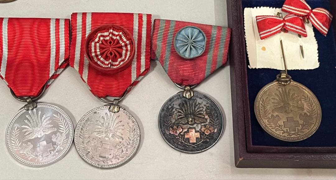 E721 勲章 従軍記章 支那事変従軍記章 紀元二千六百年祝典記念章 日本