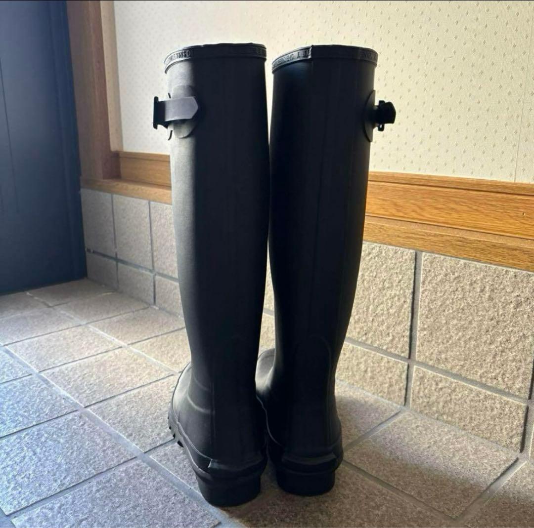 Barbour 長靴 黒 チェック柄 - メルカリ