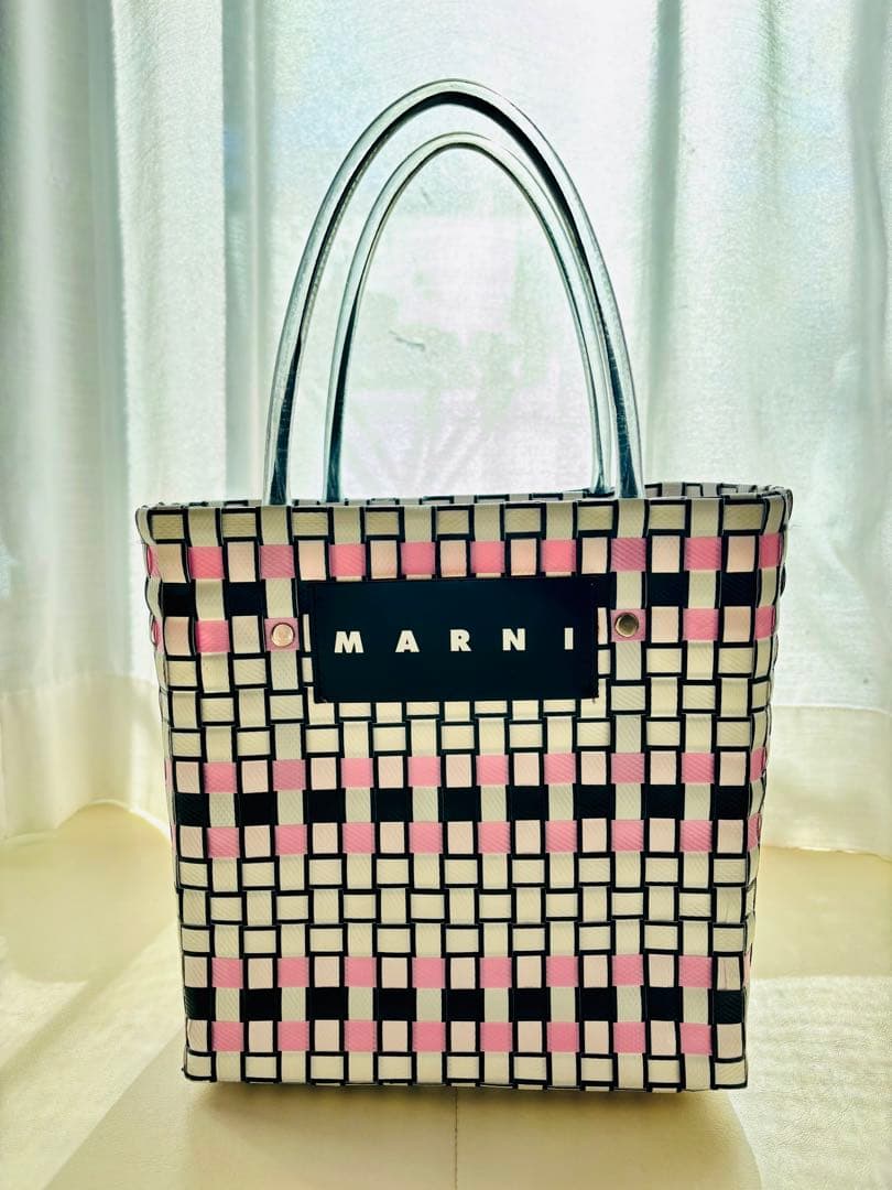 ★MARNI★ マルニ フラワーカフェ ピクニック カゴバッグ リリーホワイト 最短翌日お届け マルニ フラワーカフェ ピクニック カゴバッグ (MARNI