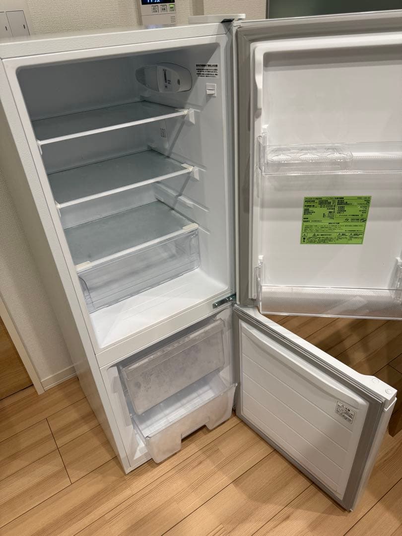 極美品】2024年製 冷蔵庫 小型 133L IRSD-13A-W セール