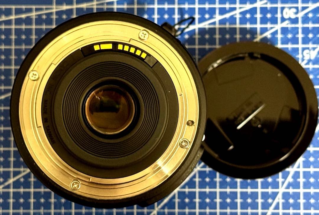 Canon EF-S 18−135mm F3.5-5.6 IS STM ズーム