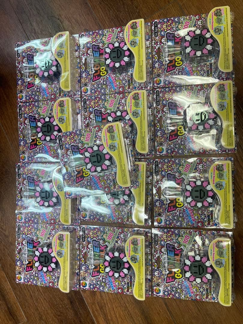 村上隆 フラワーゴーウォーク ピンク×ホワイト 携帯ゲーム 13点セット 5月14日(日)19時より特設サイトにて、村上隆新作ゲーム「FLOWER GO