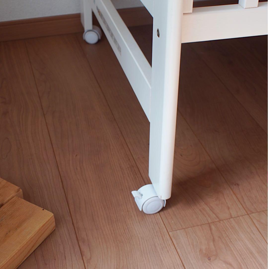 大人気 説明書付き《KATOJI》ハイポジションベビーベッド アーチ ホワイト