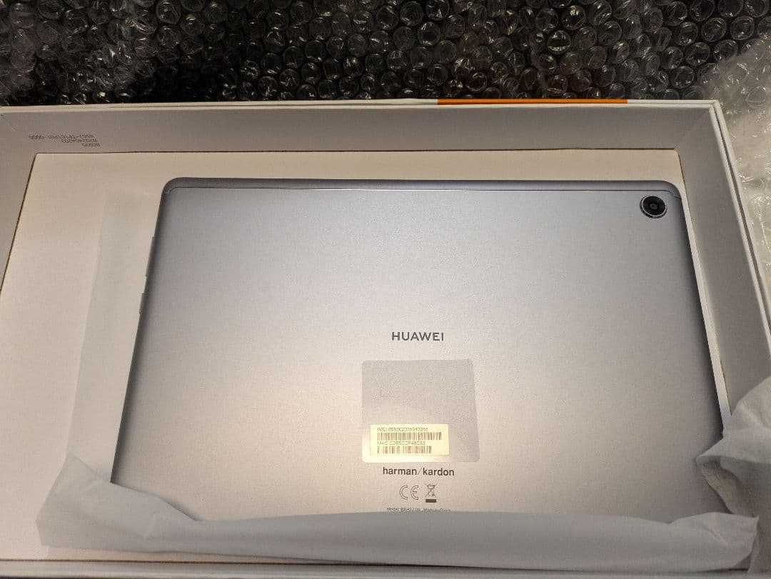 HUAWEI Androidタブレット 本体 シルバー Amazon.co.jp: Huawei 8.4型 タブレットパソコン MediaPad M3 WI-FI 4G