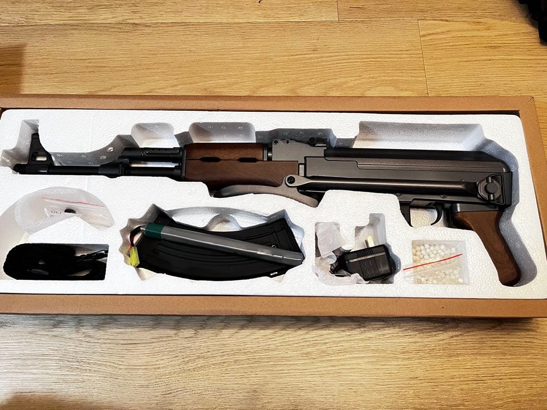 ダブルイーグル　M900C AKS47 ダブルイーグル/RSBOX] AK47S M900C マガジンx3付 (中古)の販売ページ