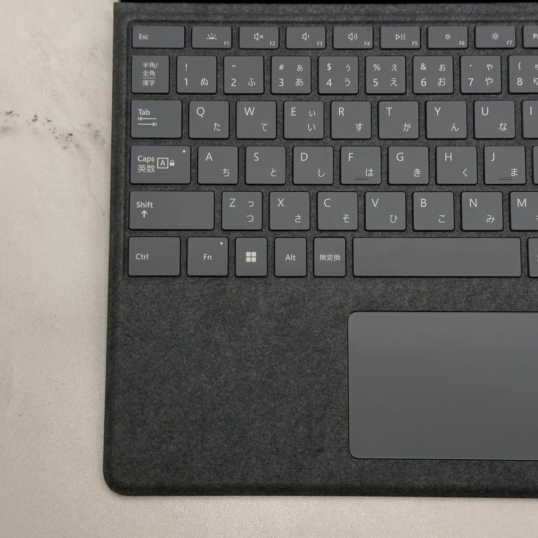 【BT100/準新品】　Surface Pro8 i5/8/256 Office