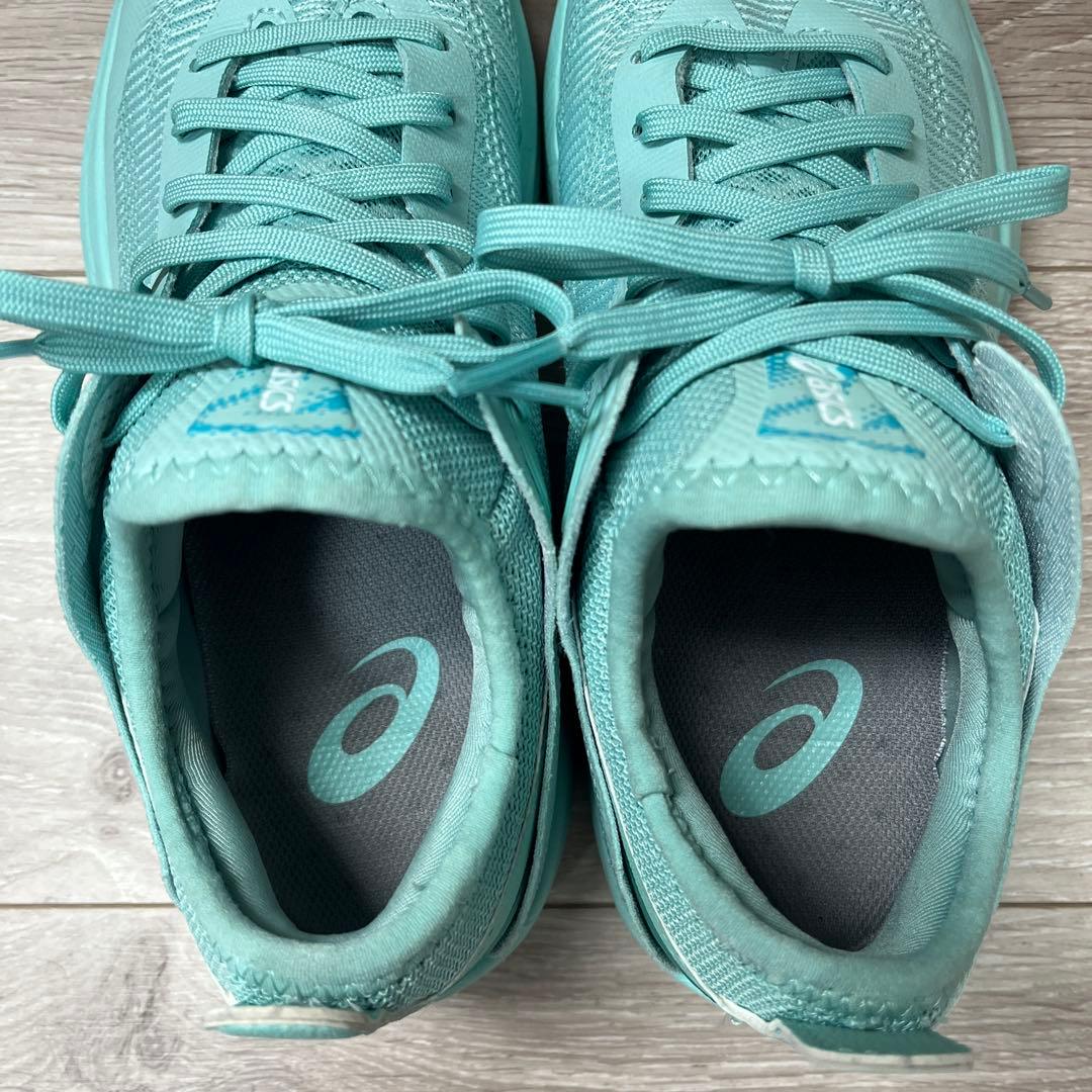 【美品】asics グライドノヴァ 24.0cm