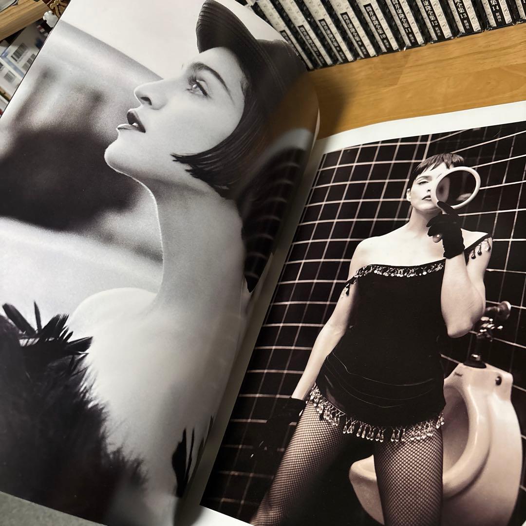 マドンナ 1990年 Blond Ambition Tour ツアーパンフレット - メルカリ