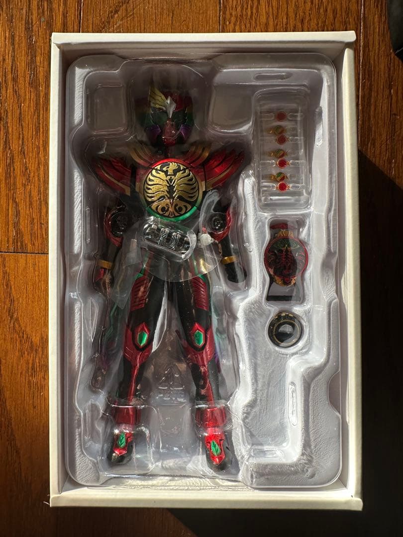 S.H.Figuarts 仮面ライダーオーズ タジャドルコンボエタニティ 新品