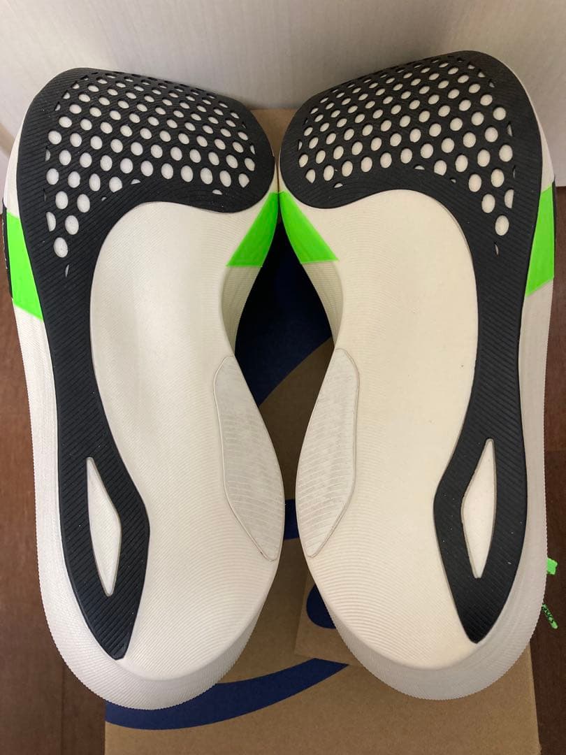 【新品未使用】ASICS メタスピードエッジTOKYO 25.5cm