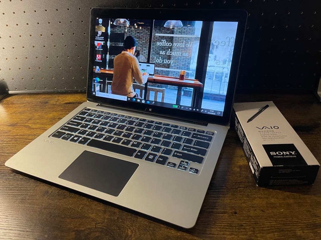 Windowsノート本体 VAIO Z x BEAMS i7 16g 1t Eng KB The new VAIO Z is a thin and light laptop with carbon fiber body