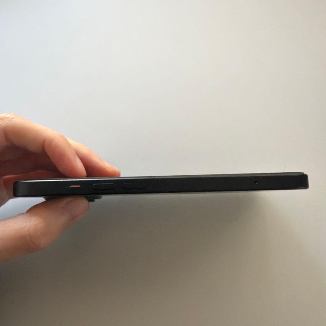 中古美品】iPhone 15 128GB 黒 ブラック - メルカリ