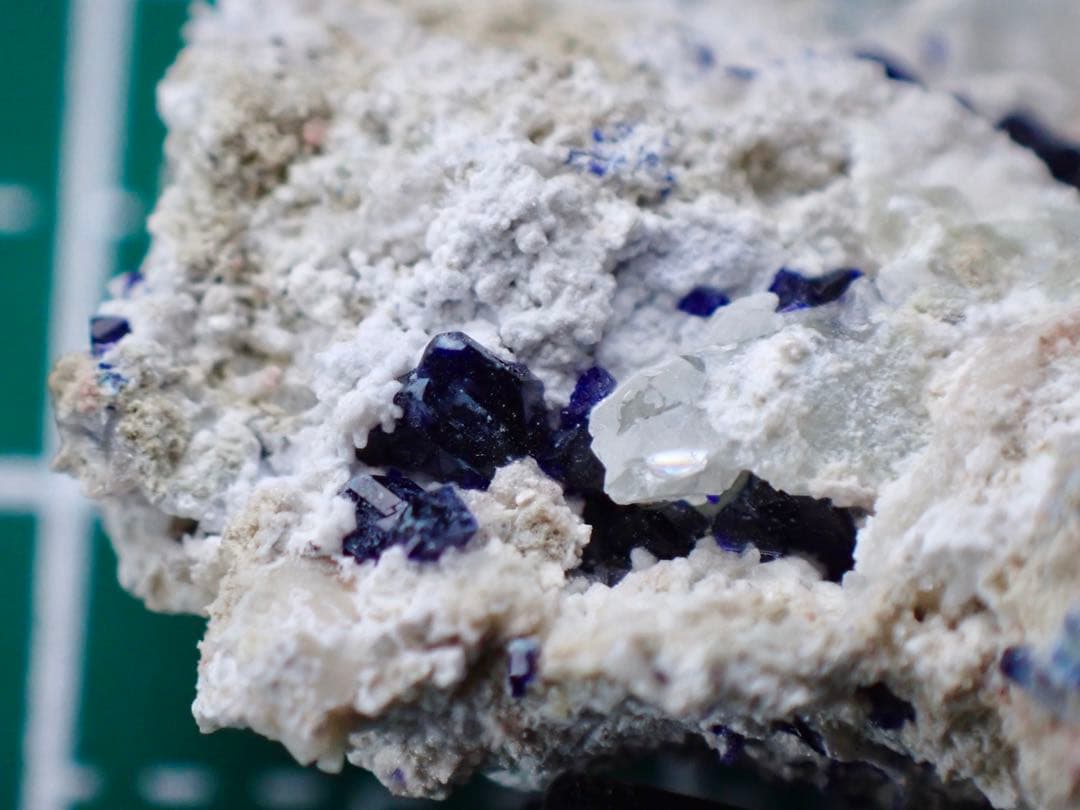 逸見石、千代子石(TL) 布賀鉱山