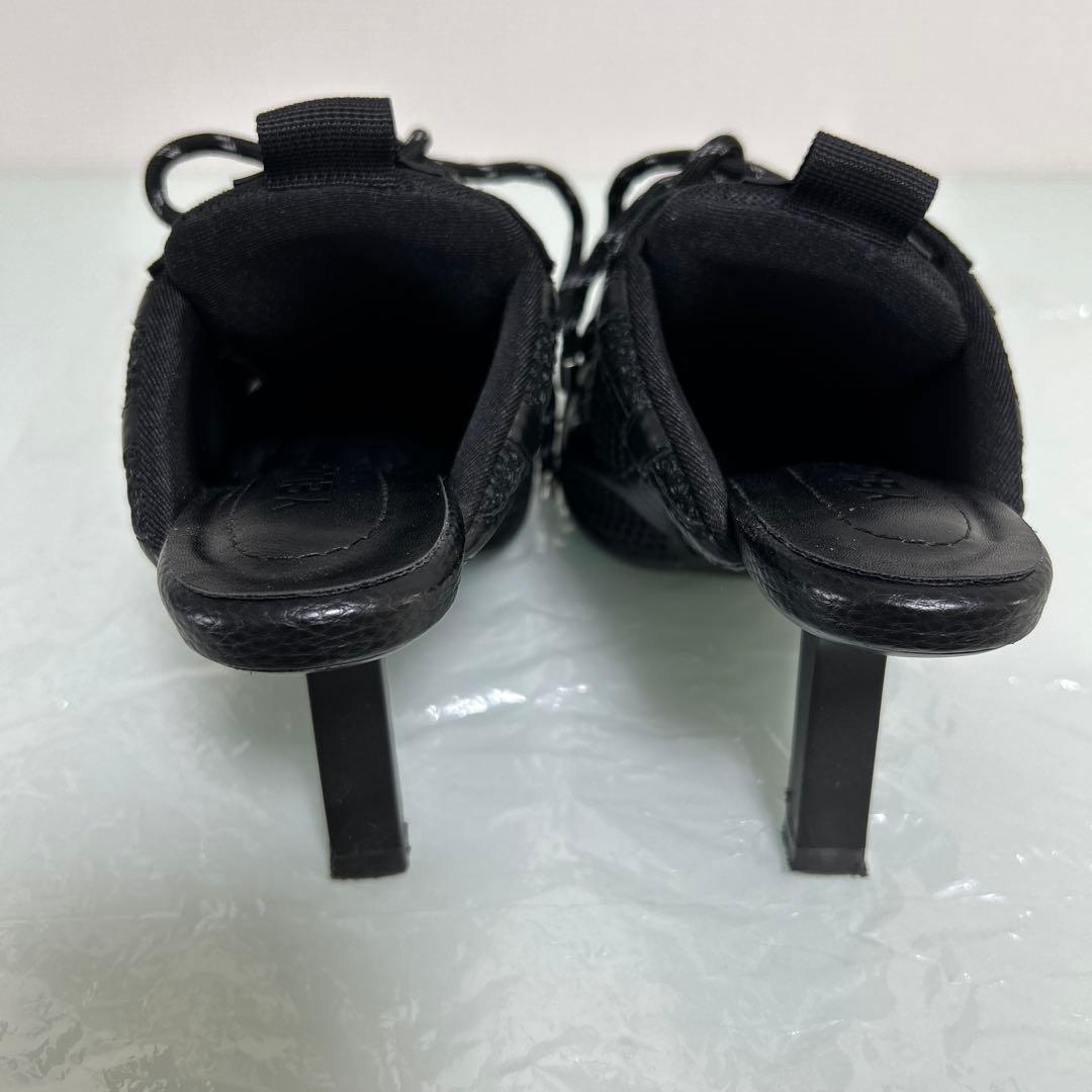 YELLO ブラック　スニーカーミュール（22.5cm）