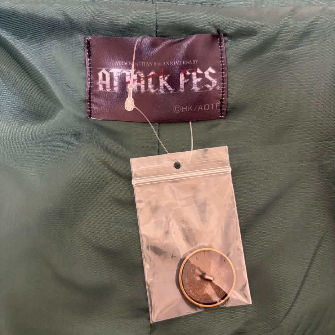 進撃の巨人 アタックフェス 調査兵団マント - メルカリ