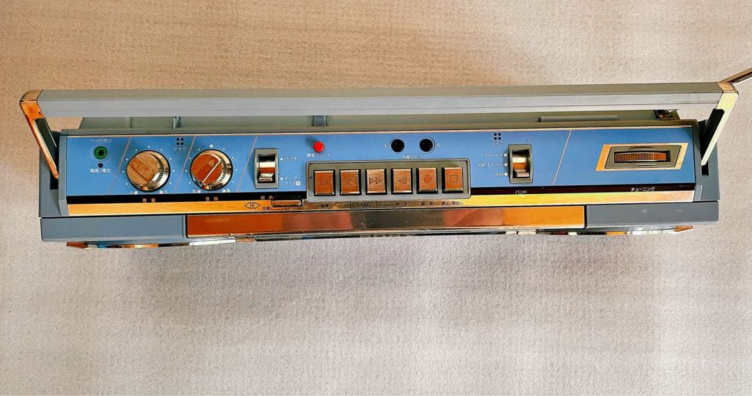 ポップ な80s ° ラジカセ SONY レアカラ一 【動作品】