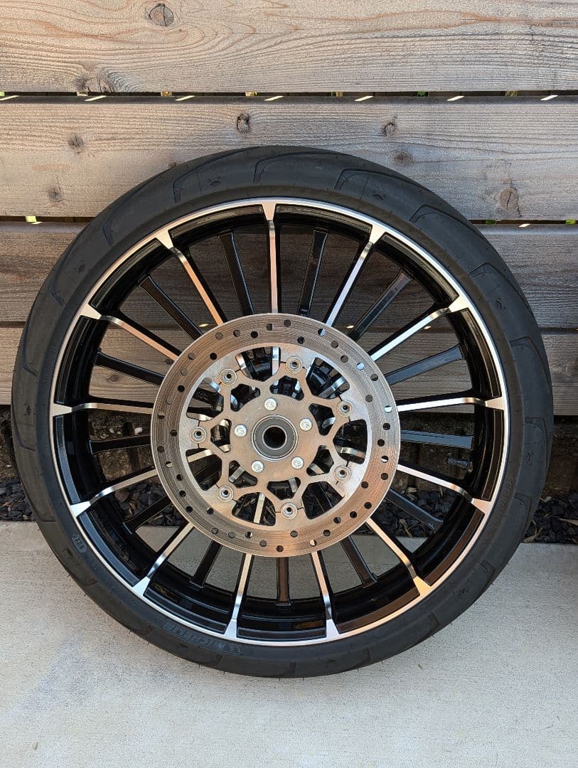 2024年ハーレーブレイクアウト純正ホイール前後フルセット タービン