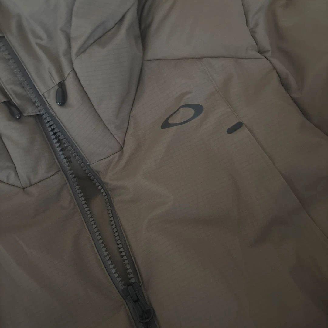 オークリー ダウンジャケットパーカー ブラウン 茶 ダブルジップ