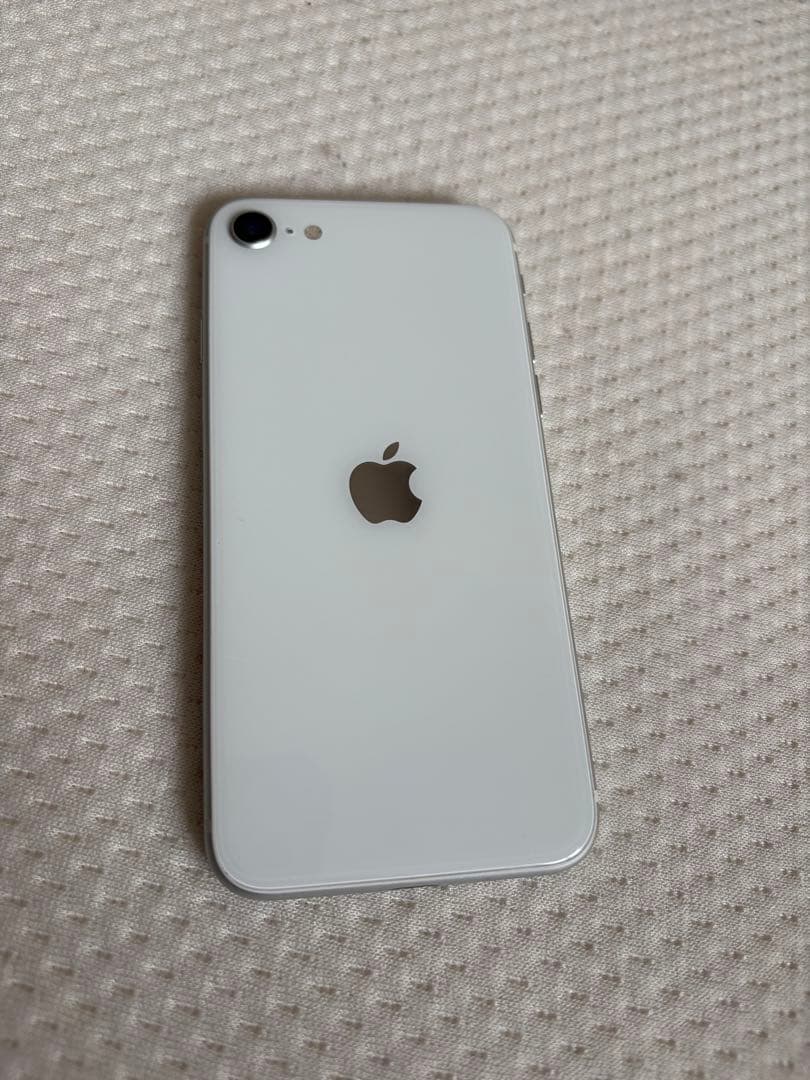 iPhone SE (2)ホワイト 本体 Amazon.com: Apple iPhone SE (2nd Generation), US Version, 64GB