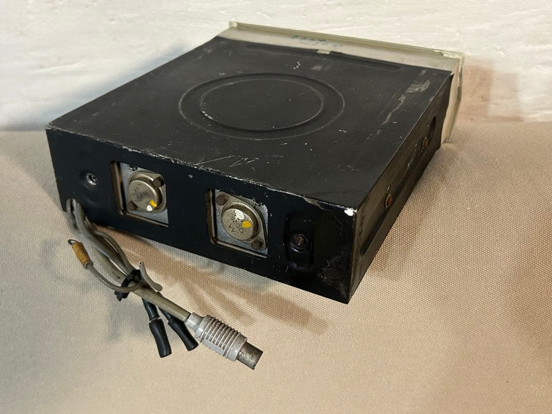 シトロエンID.DS19.DS21パラス純正ラジオ - メルカリ