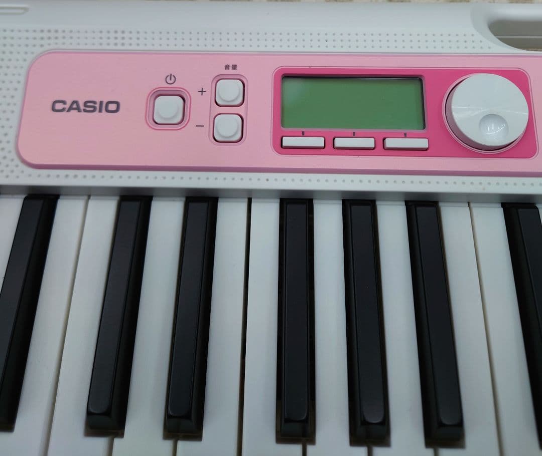 ☆【マイク・電源AC・譜面台・スタンド付】CASIO LK-312 キーボード