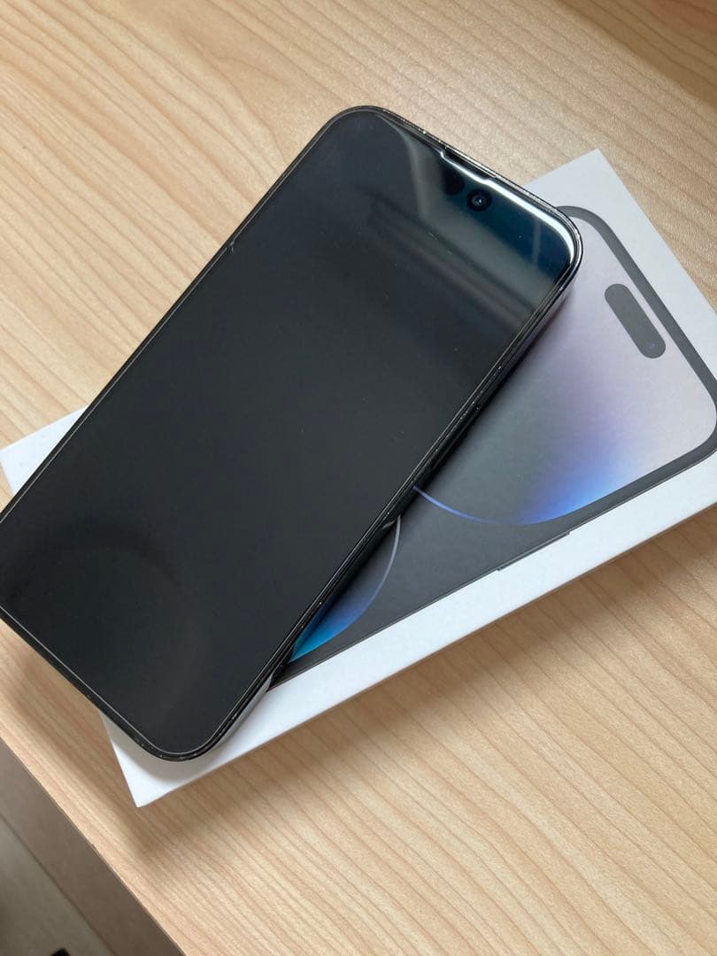 iPhone 14 Pro スペースブラック 512gb 背面割れあり iPhone 14 Pro Max 512GB - シルバー（SIMフリー）[整備済製品