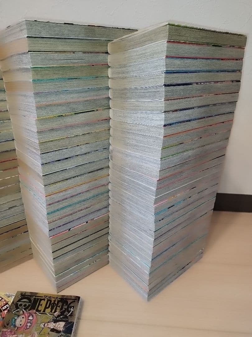24時間以内発送できます！ ワンピース 1〜113巻 全巻セット+関連本3冊