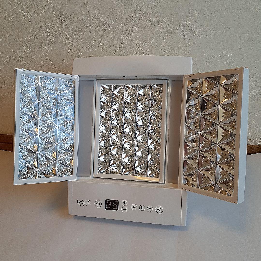 【最終値下】【美ルル】 光エステ LED美顔器 belulu 【美ルル ヒカリ】美顔器 シミ取り トータルケア 光美容器 赤色