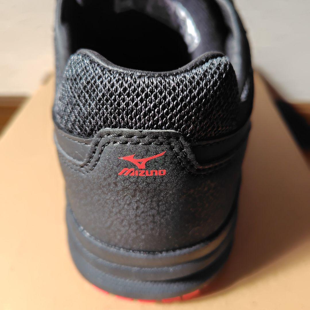 【未使用】ミズノ　プロテクティブスニーカー　26.0cm　EEE 　ブラック