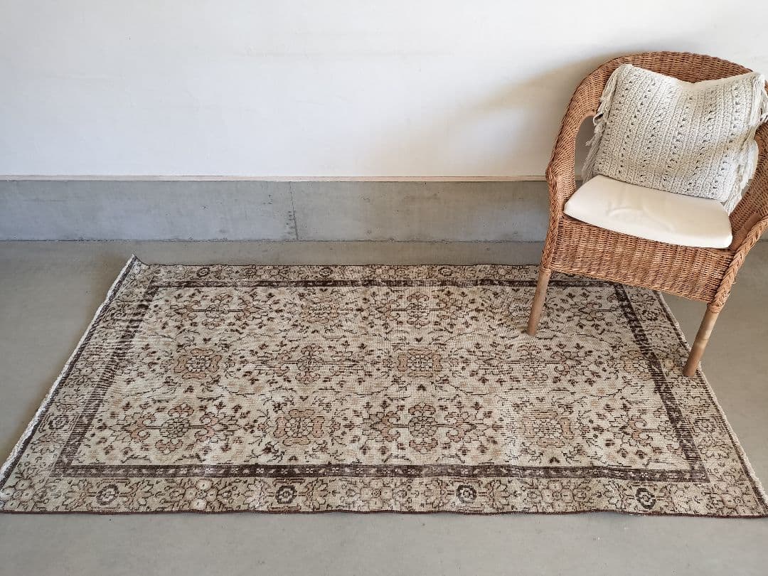 ベージュとチョコレートブラウンのノスタルジックラグ　No.708 Amazon｜ラグ ブラウン 夏 北欧 長方形 カーペット すべり止め 洗える