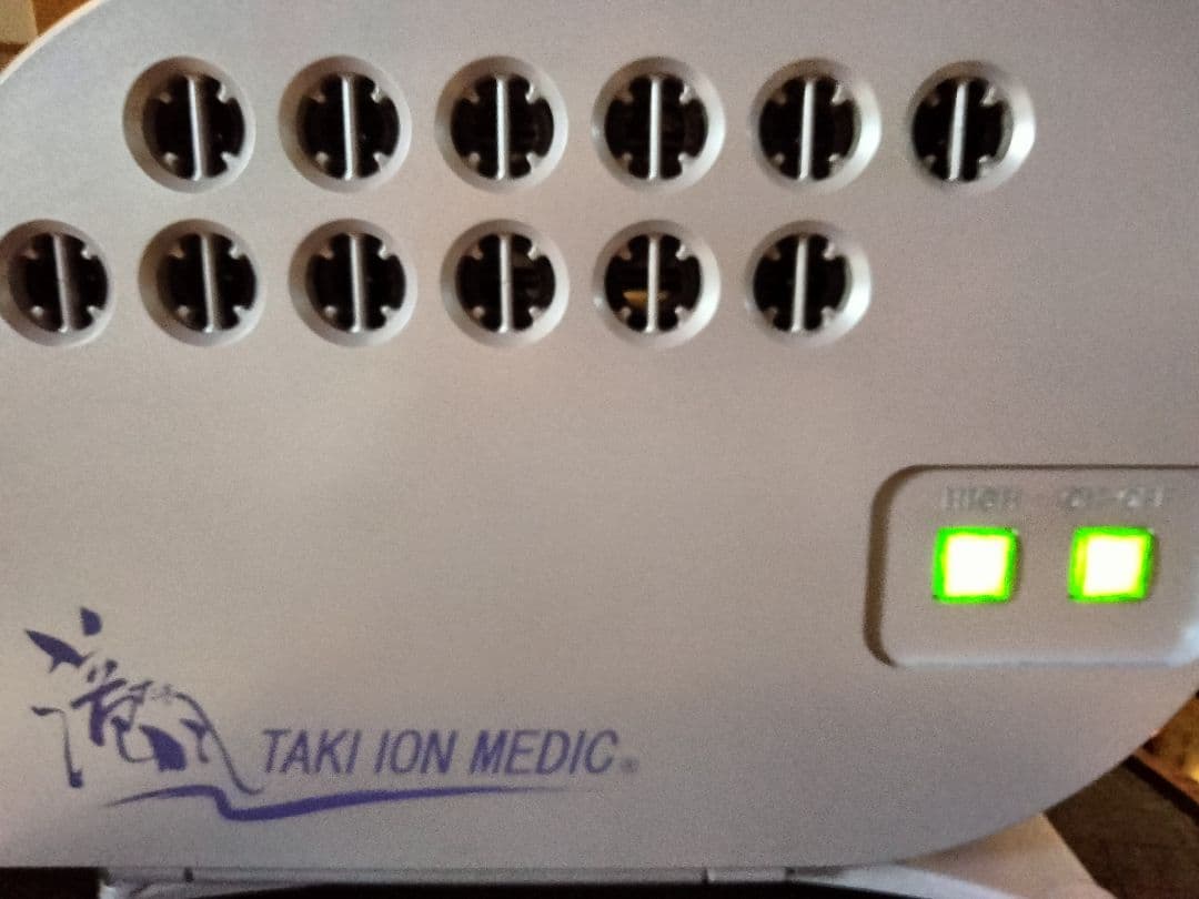 滝風イオンメディック　TAKI ION MEDIC たきイオン TAKI ION MEDIC バイカラーホワイト｜自然派商品のすこやか広場