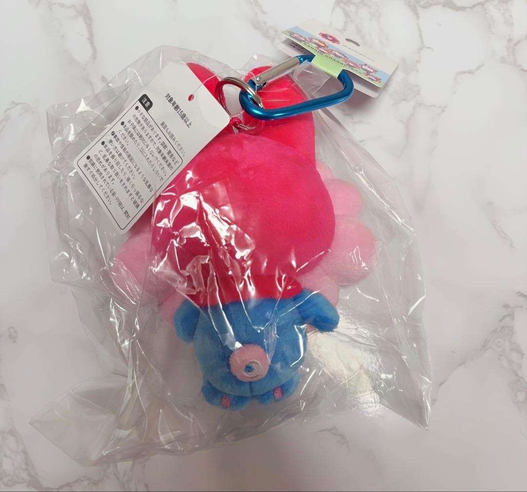 新品未使用/マイメロ】なりきりぬいぐるみ カラビナ付き 万博