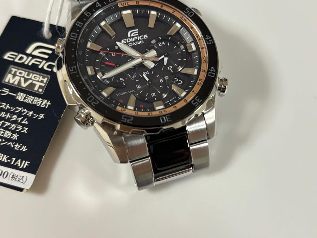 ☆未使用・定価6万☆カシオ エディフィス クロノグラ EQW-T670デート