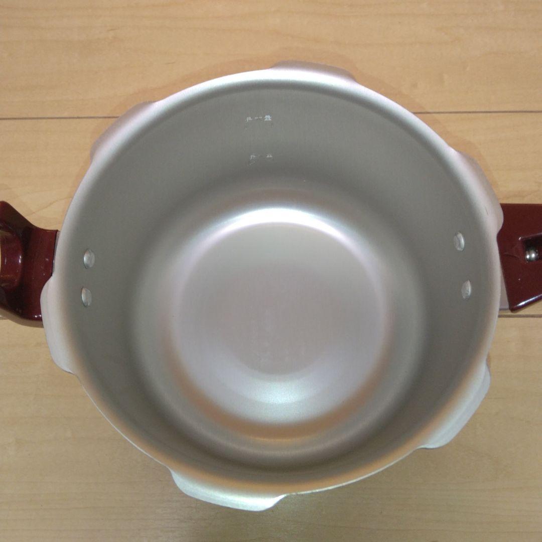 未使用品】RIKEN 圧力鍋 こなべちゃん RM1 3.0L 取扱説明書付き - メルカリ