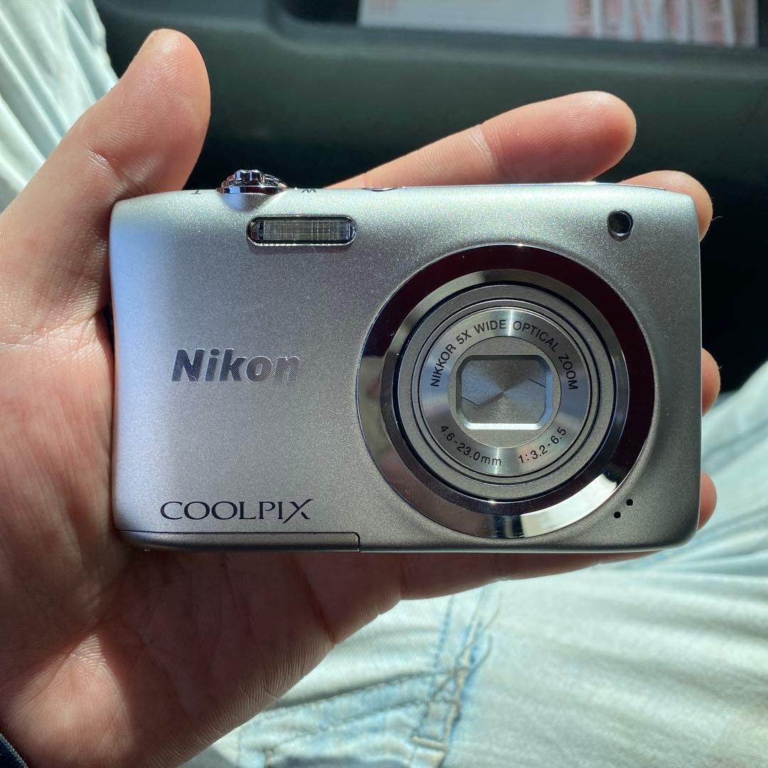 Nikon COOLPIX A100 シルバー - メルカリ