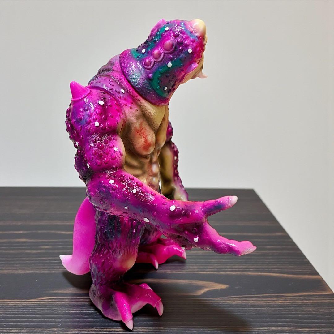 珍カラー 幻獣ガエザル シカルナ工房 ソフビ フィギュア 一つ目 - メルカリ