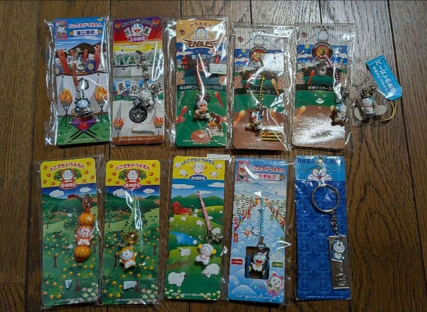 どこでもドラえもん ご当地ストラップ等 まとめ売り43点 - メルカリ