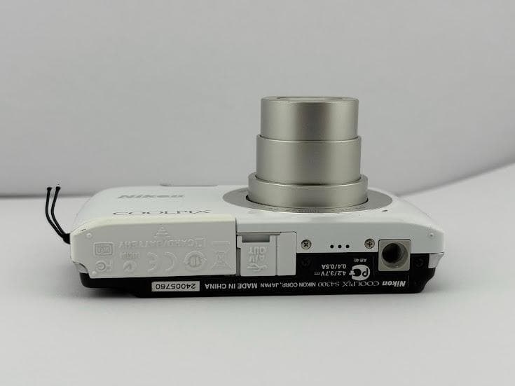 ☆極上品☆ ニコン NIKON COOLPIX S4300 シェルホワイト