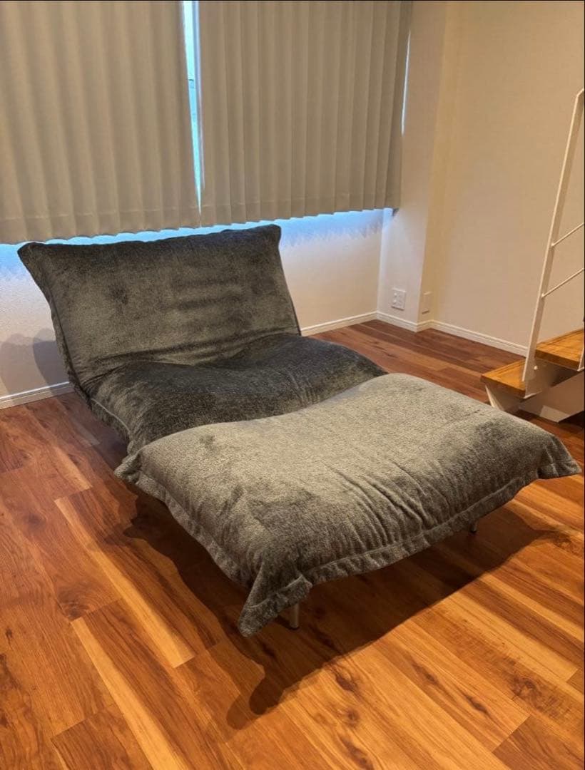 ゆーすけ LIGNE ROSET リクライニングソファ グレー 電動3人掛けソファ ドリス グレーのご購入はこちら | スイデコ公式