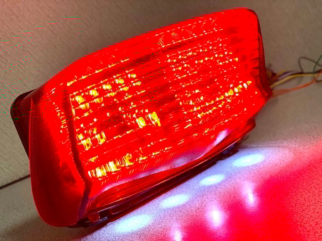 CB400SF(NC39) □□仕様 ☆流星テールランプLEDユニット☆ - メルカリ