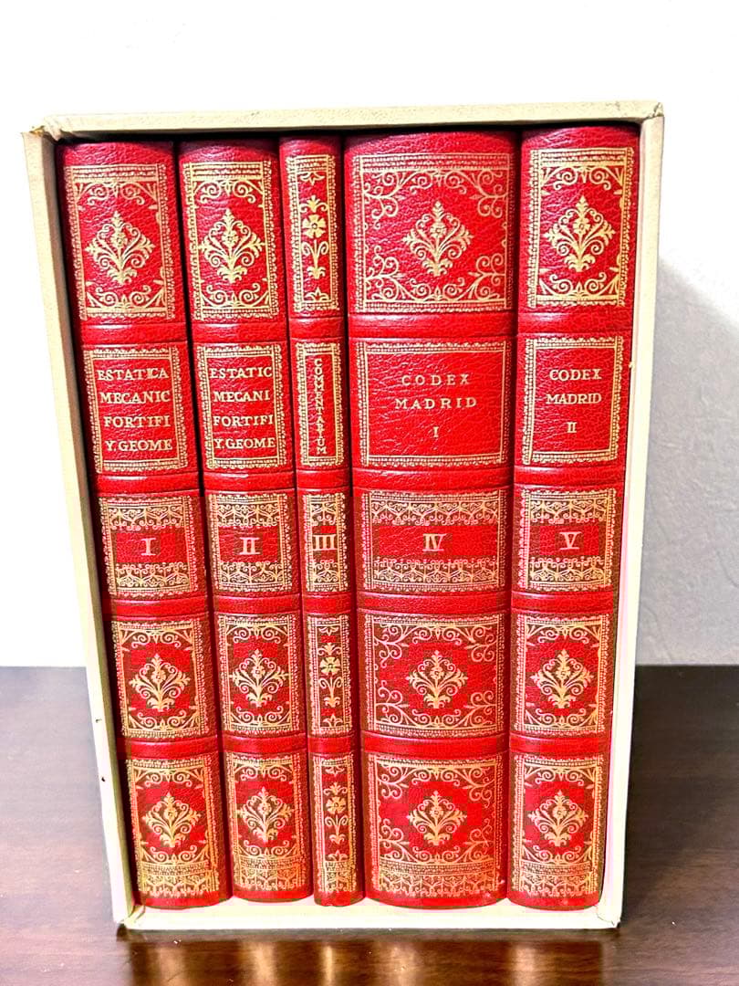 絶版 稀少本 レオナルド・ダ・ヴィンチ 『マドリッド手稿』 岩波書店 全5巻組 絶版 稀少本 レオナルド・ダ・ヴィンチ 『マドリッド手稿』 岩波書店