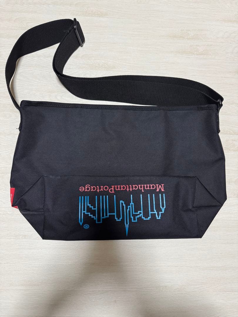 ビームスボーイ別注Manhattan Portage メッセンジャーバッグ - メルカリ