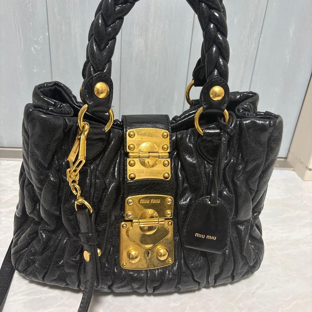 miu miu マテラッセ vitello lux 2way アーカイブレザー - メルカリ