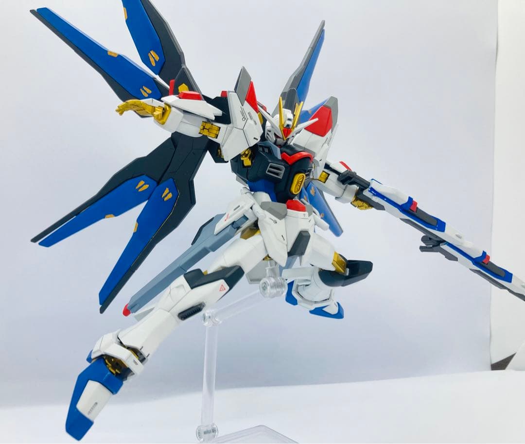 HGCE ストライクフリーダムガンダム弐式 全塗装完成品