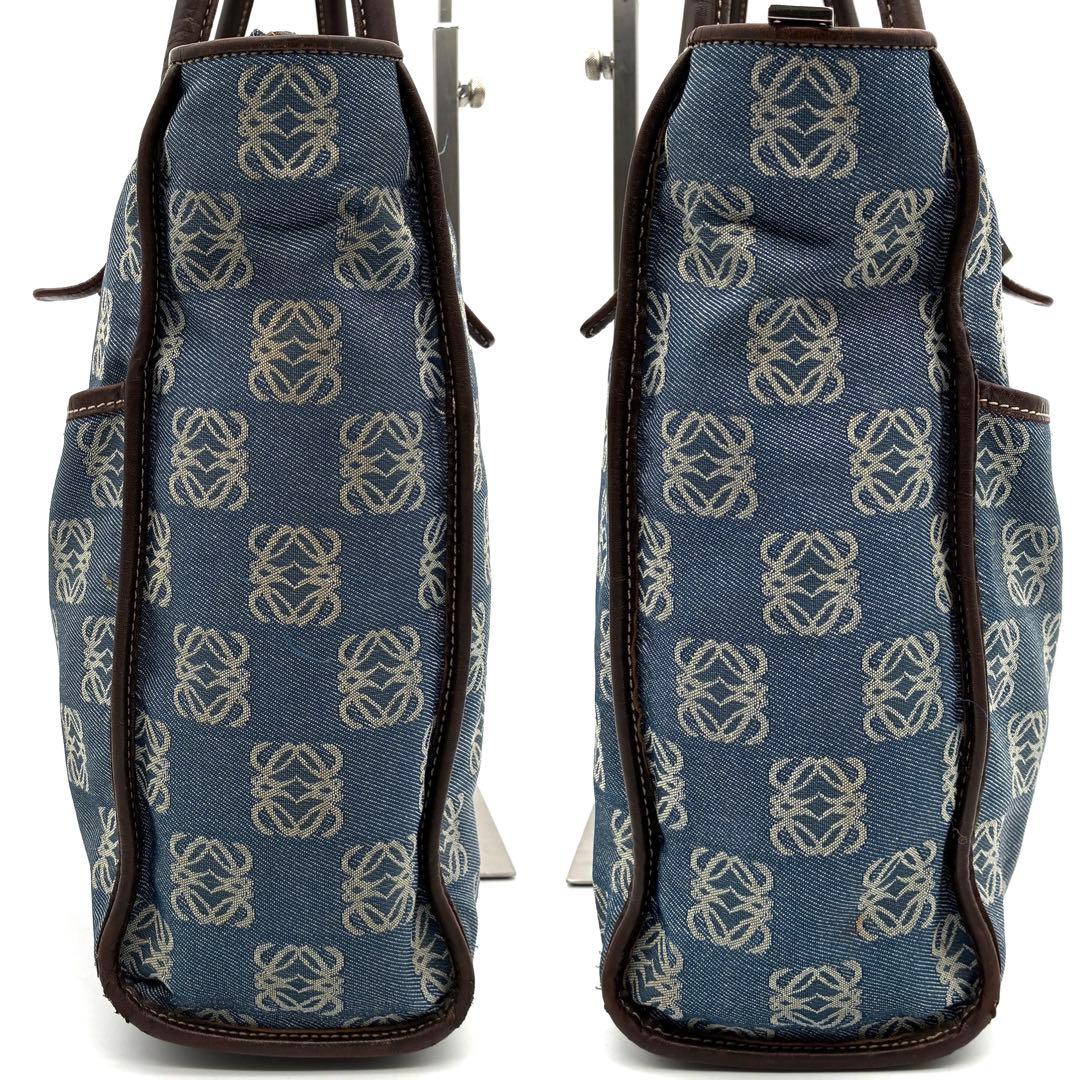 正規品 ロエベ ビジネスバッグ アナグラム A4 PC可 メンズ ネイビー