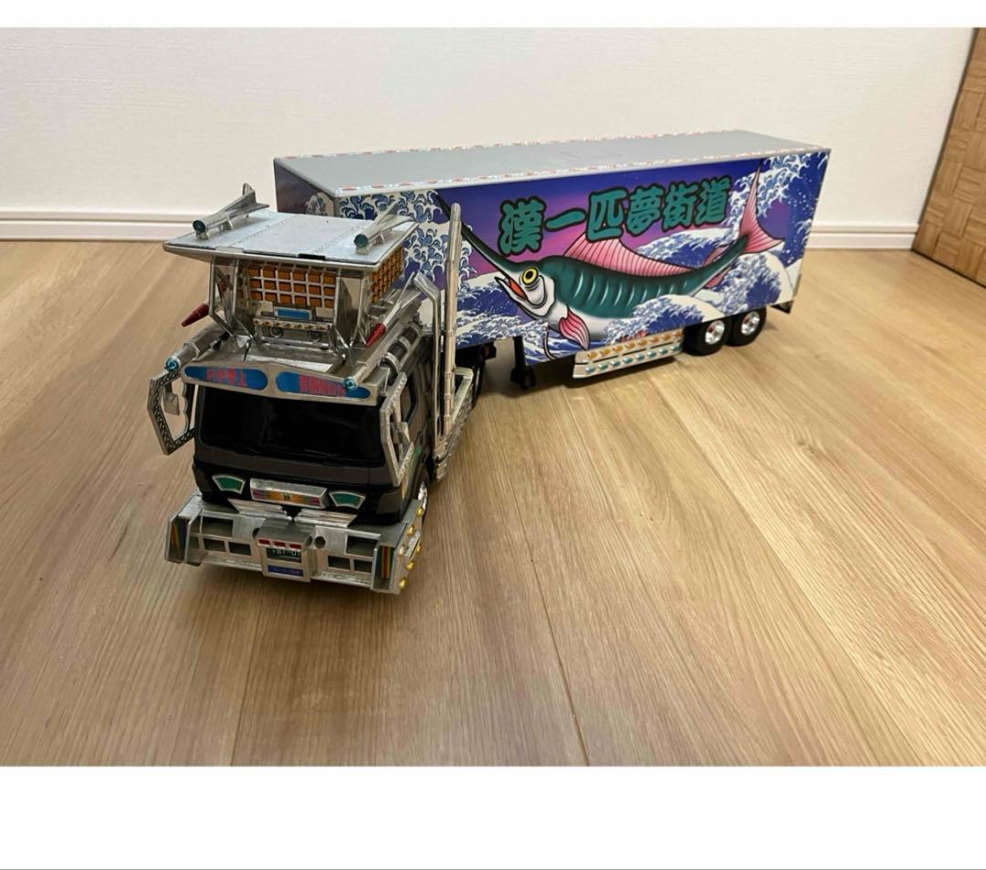 デコトラ ラジコン 60cm Amazon.co.jp: デコトラ ラジコントラック 天下無双 毘沙門天 リモコン